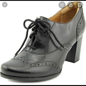 Clark’s leather ciera brine artisan heels